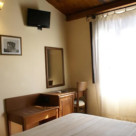 Nocleg ze śniadaniem Salotto Di Athena 4*