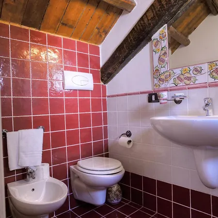 Salotto Di Athena فندق مبيت وإفطار