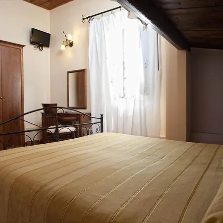 Salotto Di Athena 4* アグリジェント
