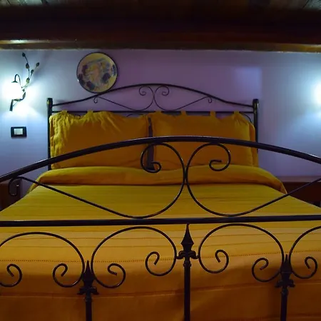 Salotto Di Athena Bed & Breakfast 4*