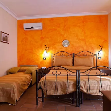 Salotto Di Athena Bed & Breakfast 4*