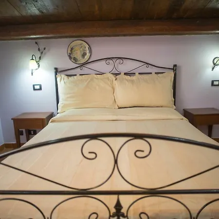 Bed & Breakfast Salotto Di Athena 4*